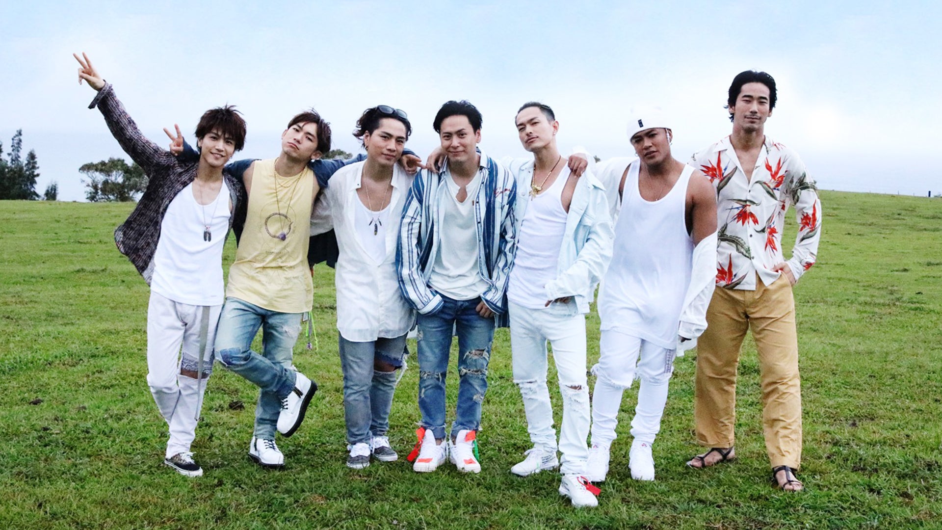 激レア 三代目JSB 生地3メートル 生地 DISCOGRAPHY | 三代目J SOUL BROTHERS from EXILE TRIBE OFFICIAL WEBSITE