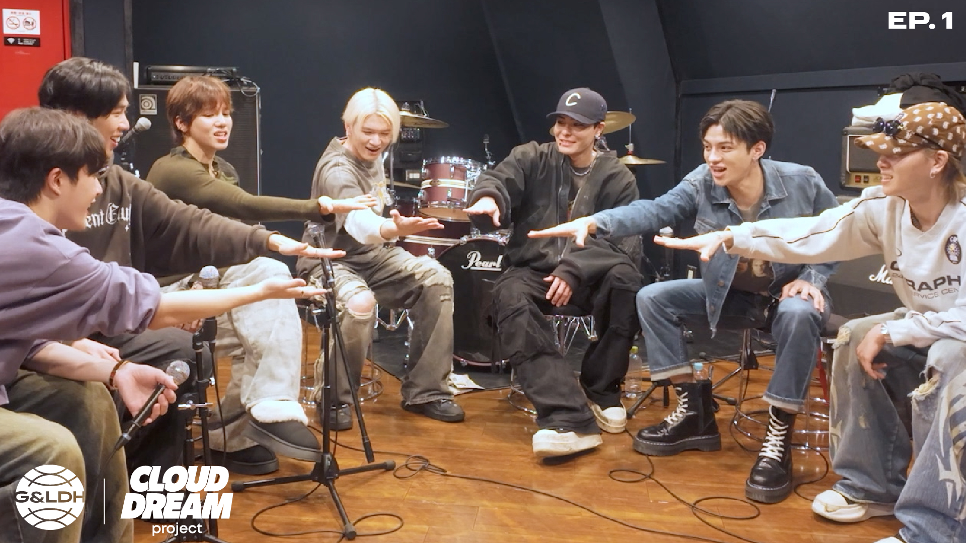 CLOUD DREAM project Documentary | CL - LDH所属アーティストの動画・MV視聴サービス